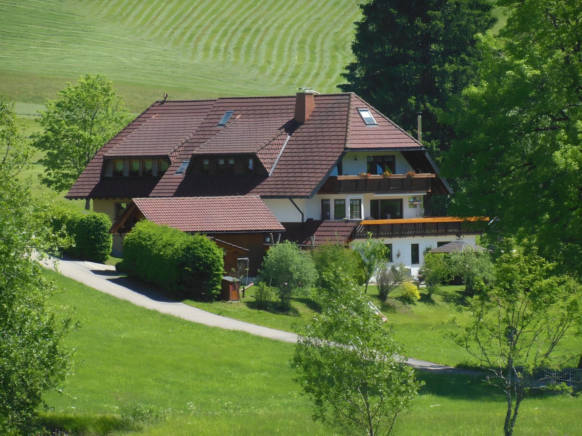 Ferienhaus Kaltenbach ทิทิเซ-นอยชตัดท์ ภายนอก รูปภาพ