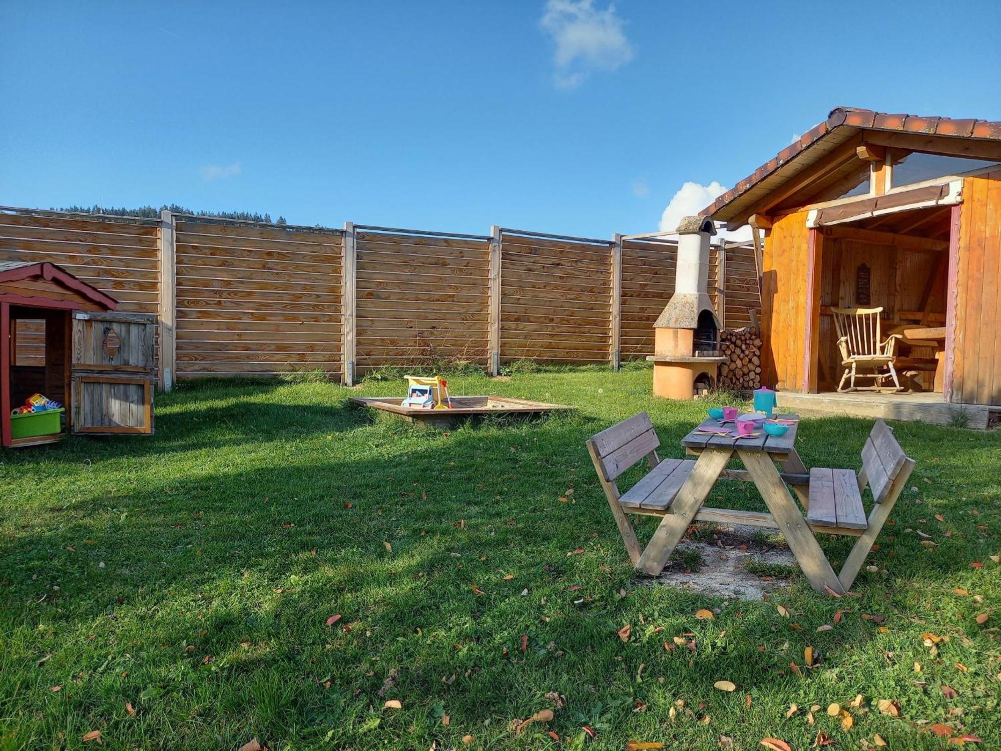 Ferienhaus Kaltenbach ทิทิเซ-นอยชตัดท์ ภายนอก รูปภาพ
