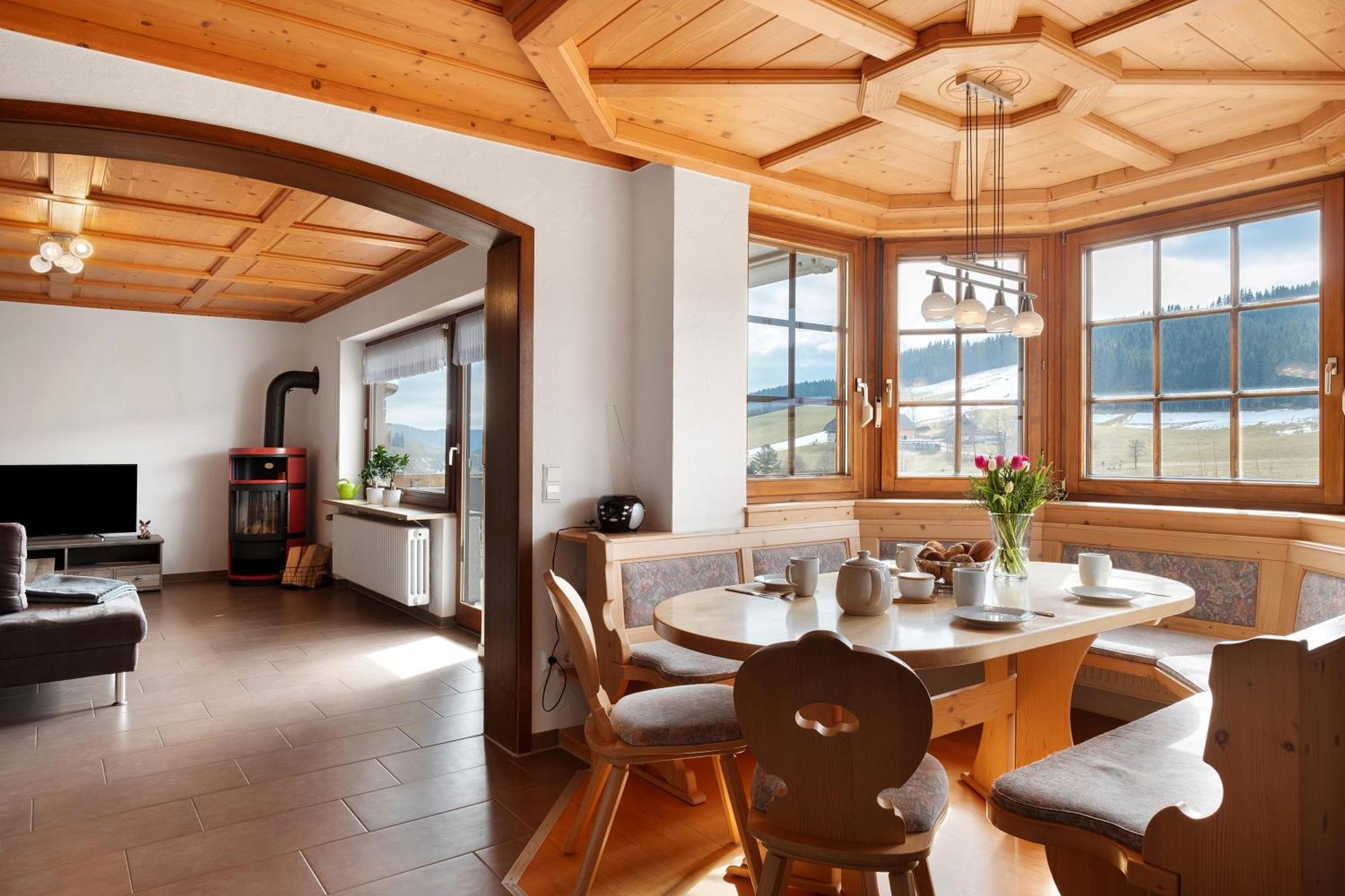 Ferienhaus Kaltenbach ทิทิเซ-นอยชตัดท์ ภายนอก รูปภาพ