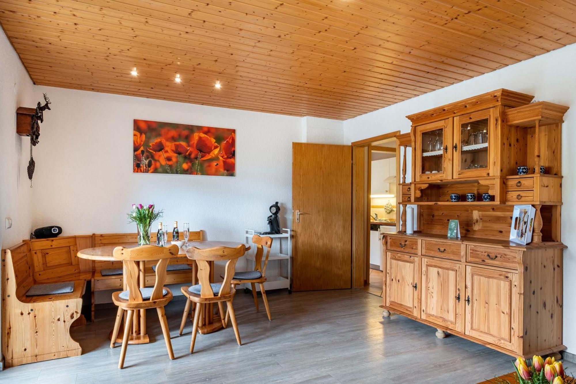 Ferienhaus Kaltenbach ทิทิเซ-นอยชตัดท์ ภายนอก รูปภาพ